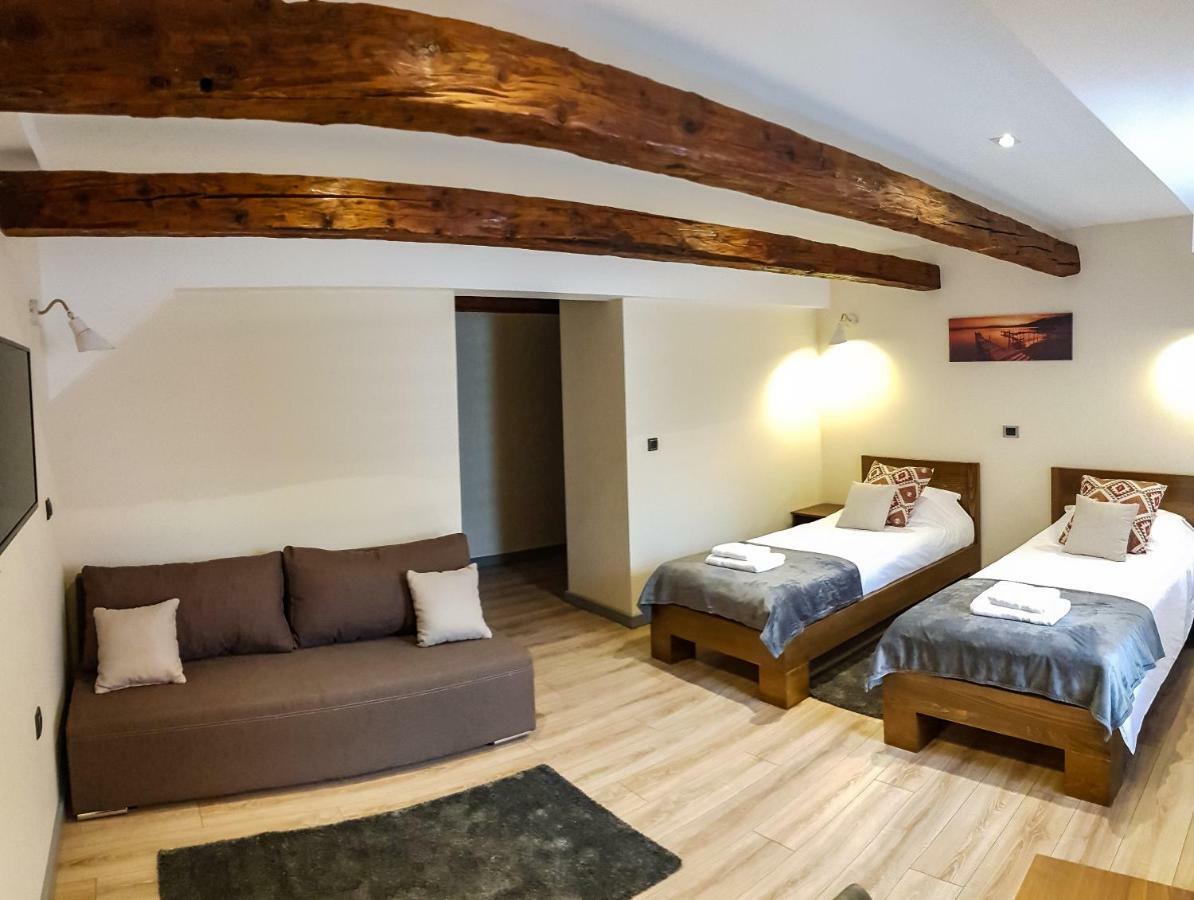 Stari Slon Hotel Sombor Exterior foto